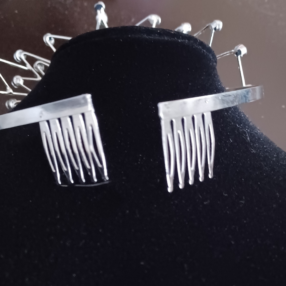 Crystal silver tiara - Picture 2 of 3